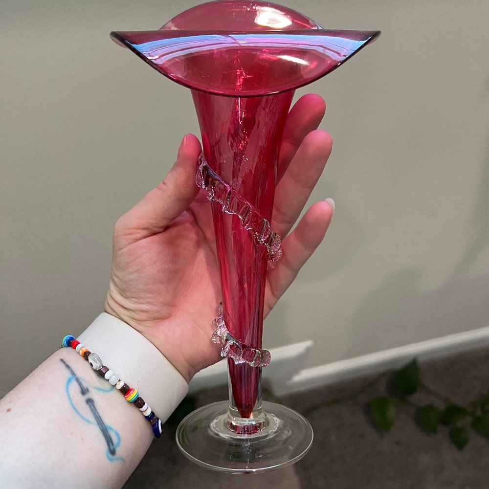 Vintage Victorian Cranberry Glass Jack-in-the-Pulpit Vase - Picture 10 of 13